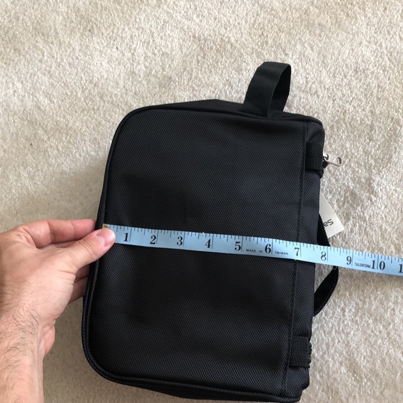 NWT Samsonite small travel bag - Picture 5 of 9